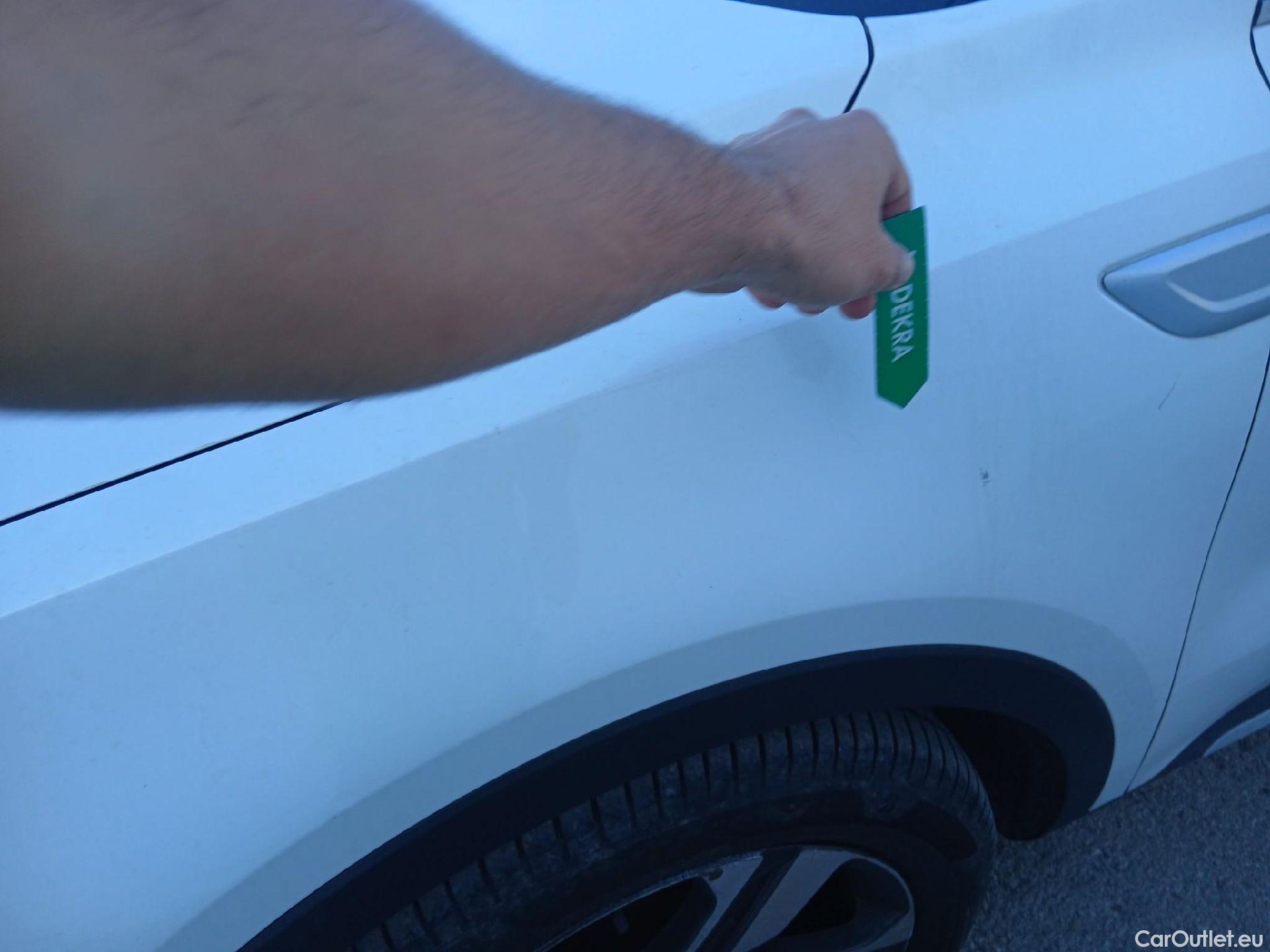  KIA  Sorento KIA  / 2020 / 5P / todoterreno 2.2 CRDi Emotion DCT 4x4 7pl #5