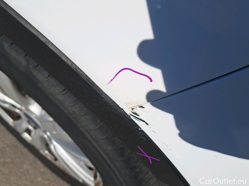  Ford  Kuga FORD  / 2016 / 5P / todoterreno 1.5 EcoBoost 88kW 4x2 Trend+ (CX) #29