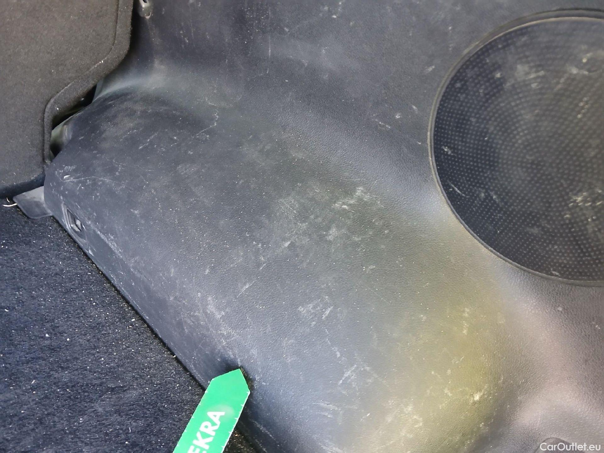  KIA  Sportage KIA  / 2018 / 5P / todoterreno 1.6 MHEV Drive Plus 100kW (136CV) 4x2 #15