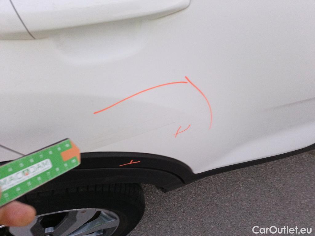  KIA  STONIC KIA  / 2017 / 5P / todoterreno 1.0 T-GDi 88kW (120CV) MHEV iMT Drive #5