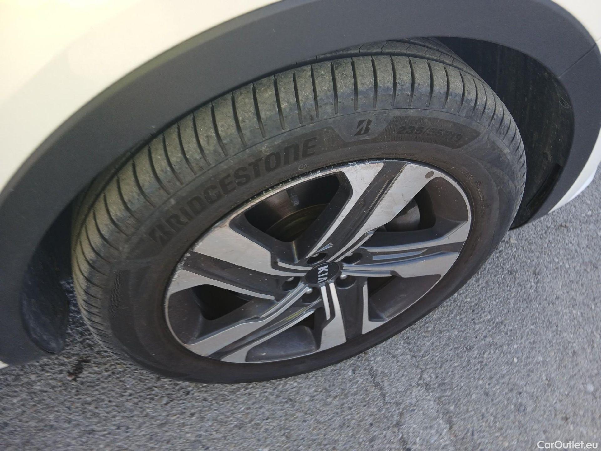  KIA  Sorento KIA  / 2020 / 5P / todoterreno 2.2 CRDi Emotion DCT 4x4 7pl #38