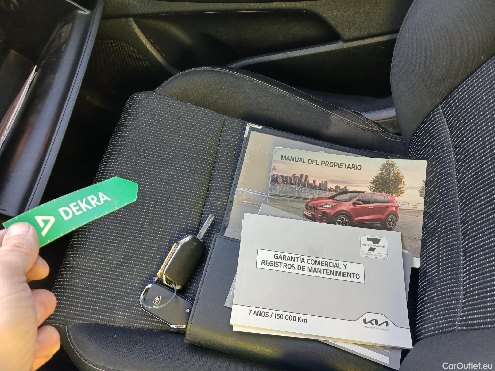  KIA  Sportage KIA  / 2018 / 5P / todoterreno 1.6 MHEV Drive Plus 100kW (136CV) 4x2 #32