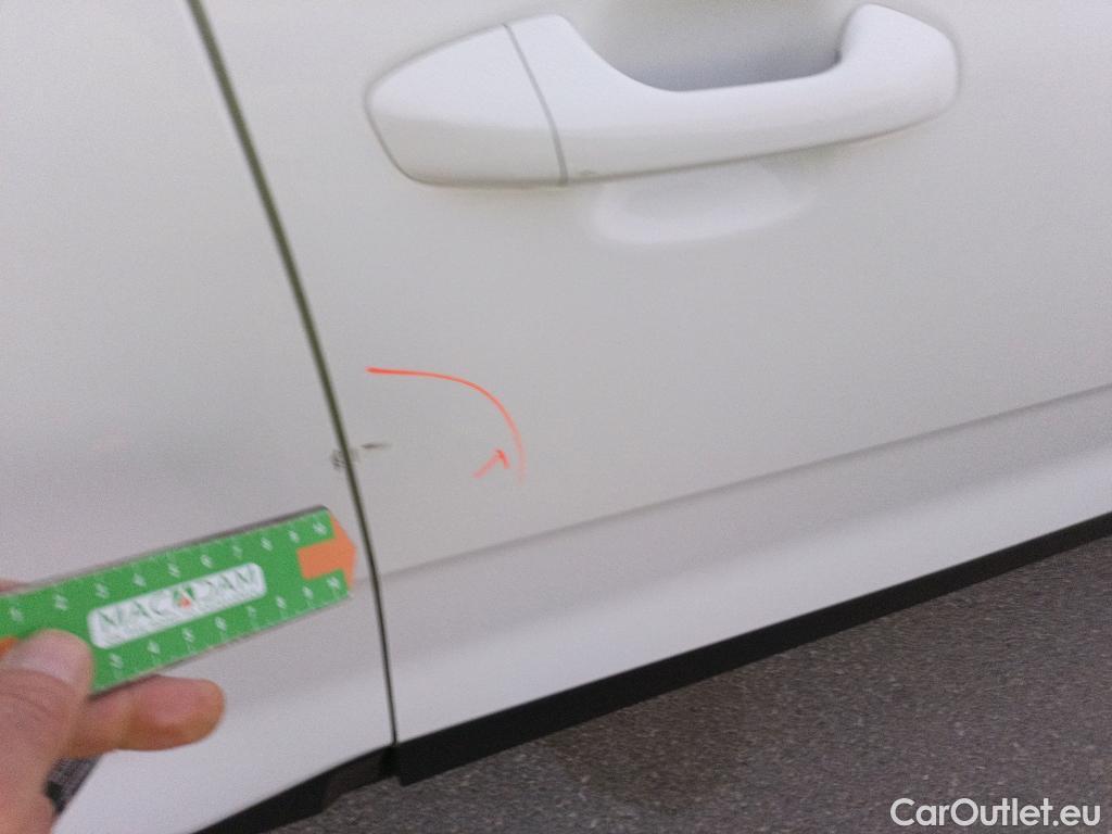  KIA  STONIC KIA  / 2017 / 5P / todoterreno 1.0 T-GDi 88kW (120CV) MHEV iMT Drive #9