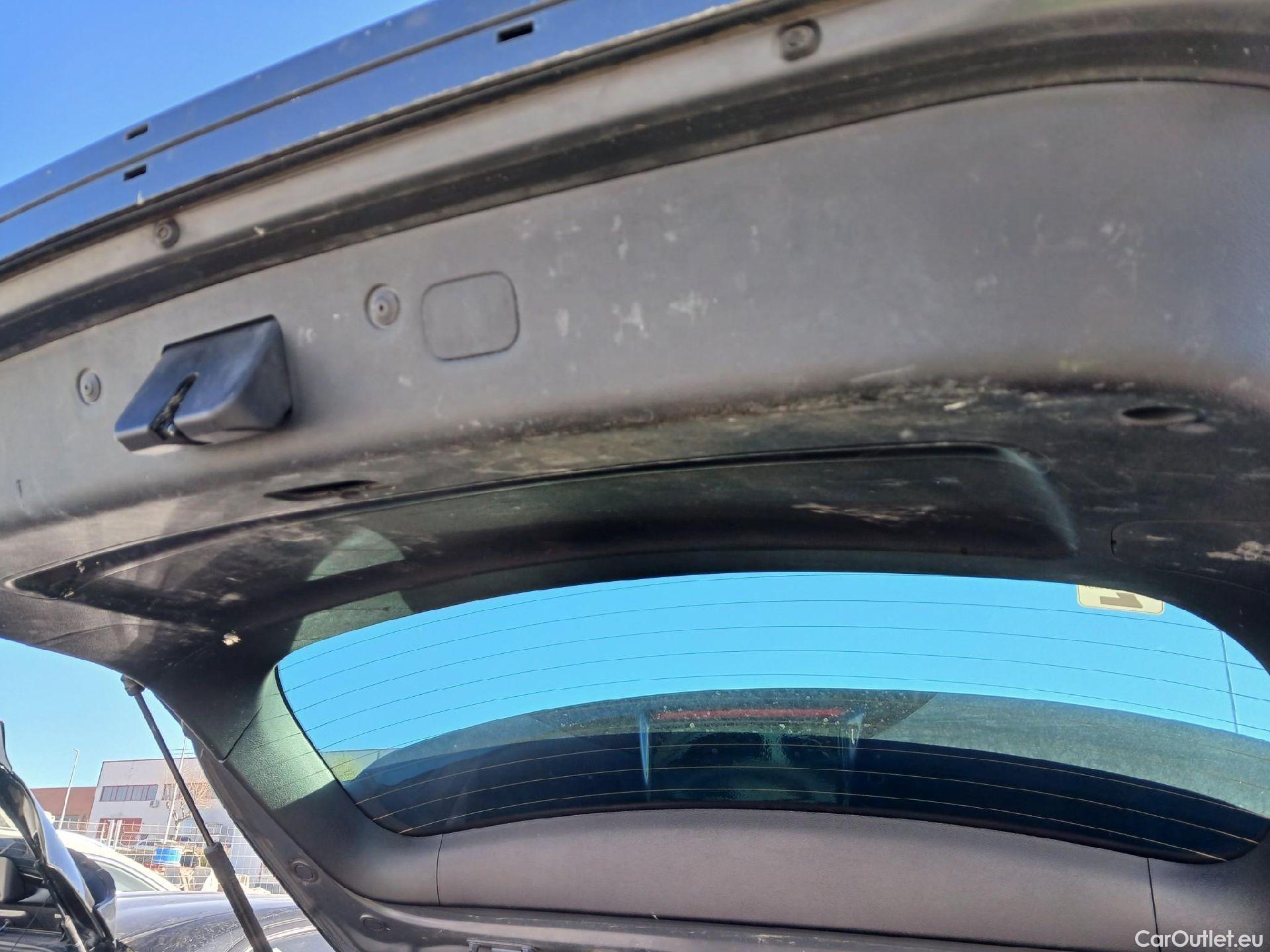  KIA  Sportage KIA  / 2018 / 5P / todoterreno 1.6 MHEV Drive Plus 100kW (136CV) 4x2 #20