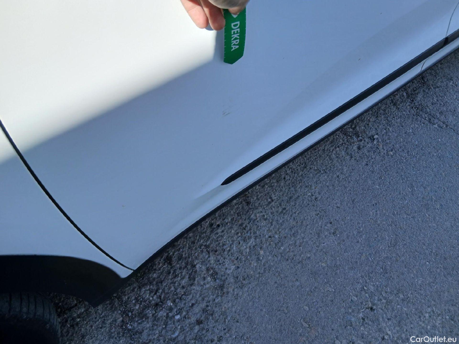  KIA  Niro KIA  / 2019 / 5P / crossover 1.6 GDi HEV 104kW (141CV) Concept #11