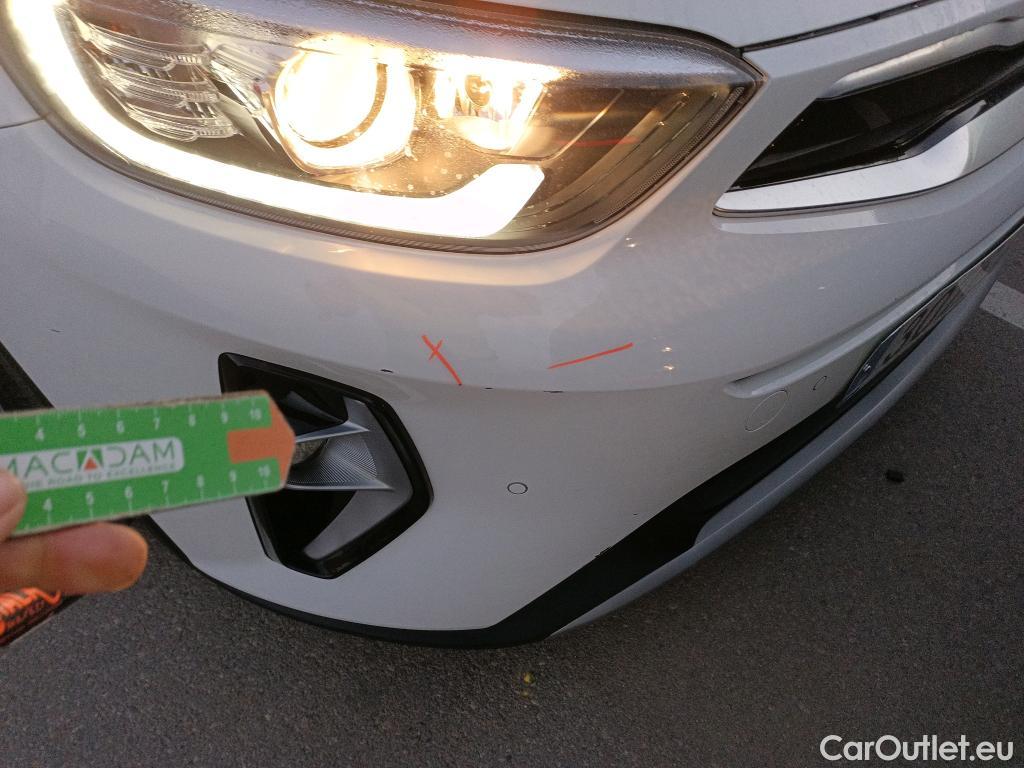  KIA  STONIC KIA  / 2017 / 5P / todoterreno 1.0 T-GDi 88kW (120CV) MHEV iMT Drive #17