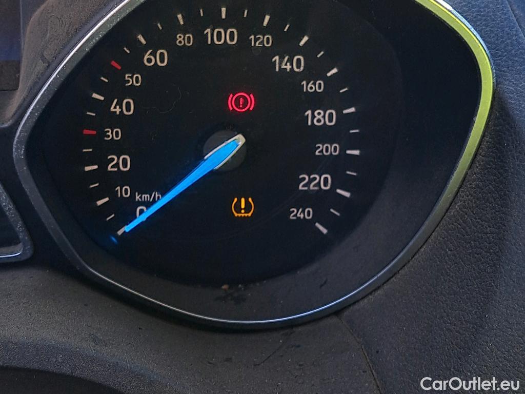  Ford  Kuga FORD  / 2016 / 5P / todoterreno 1.5 EcoBoost 88kW 4x2 Trend+ (CX) #45