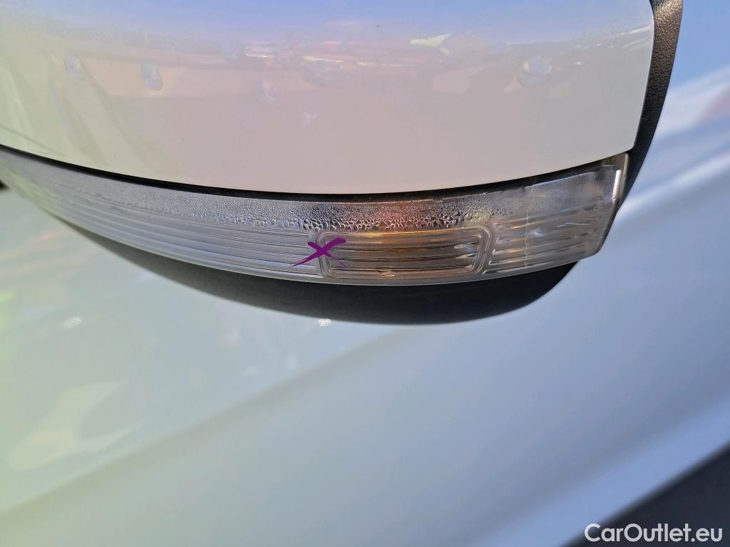  Ford  Kuga FORD  / 2016 / 5P / todoterreno 1.5 EcoBoost 88kW 4x2 Trend+ (CX) #41