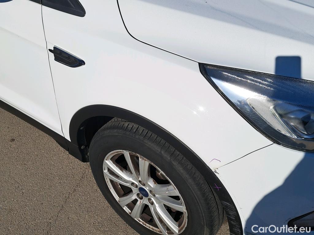  Ford  Kuga FORD  / 2016 / 5P / todoterreno 1.5 EcoBoost 88kW 4x2 Trend+ (CX) #28