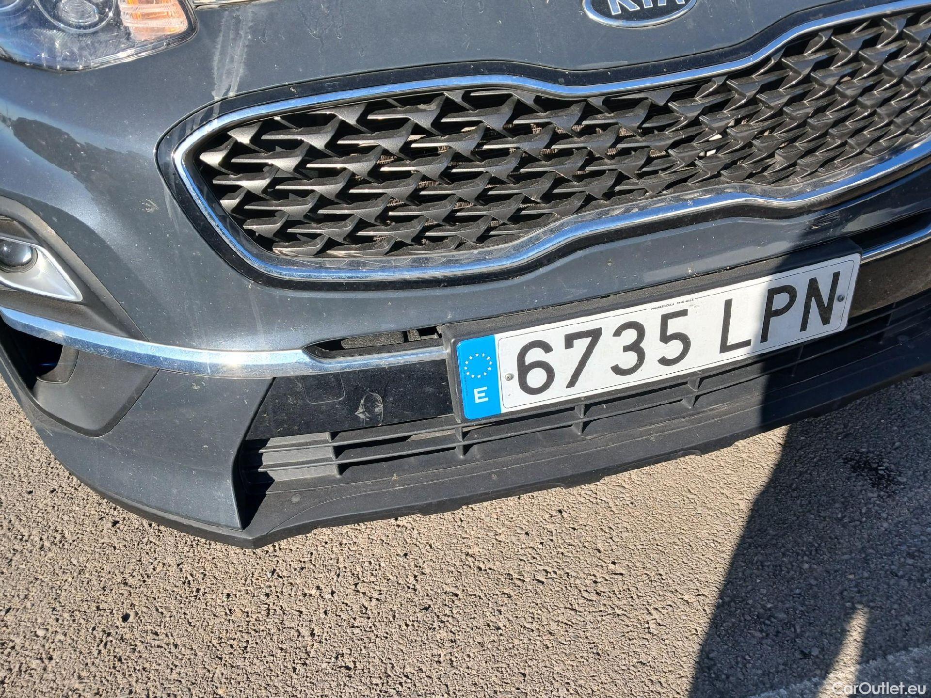  KIA  Sportage KIA  / 2018 / 5P / todoterreno 1.6 MHEV Drive Plus 100kW (136CV) 4x2 #1