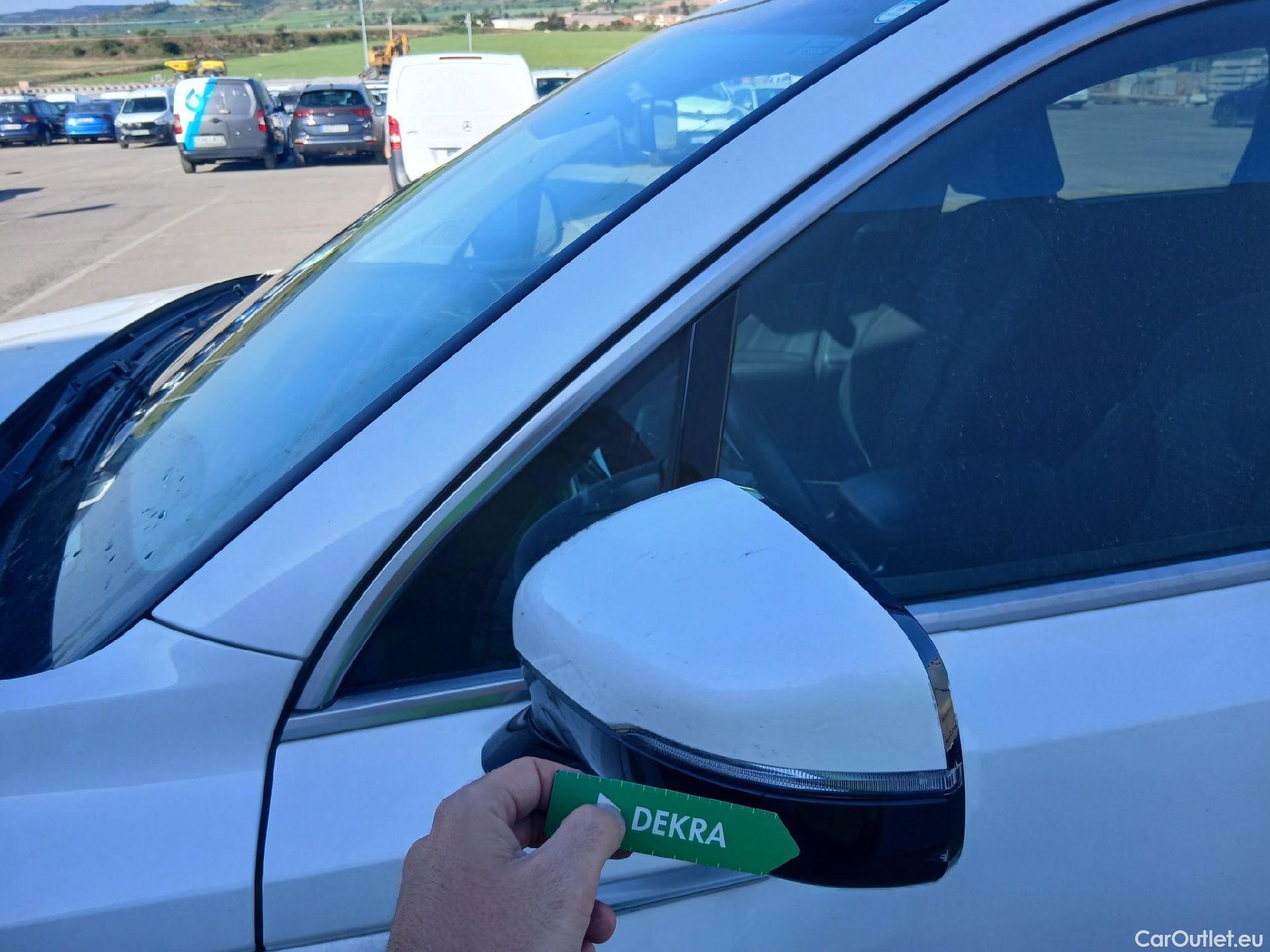  KIA  Sorento KIA  / 2020 / 5P / todoterreno 2.2 CRDi Emotion DCT 4x4 7pl #12