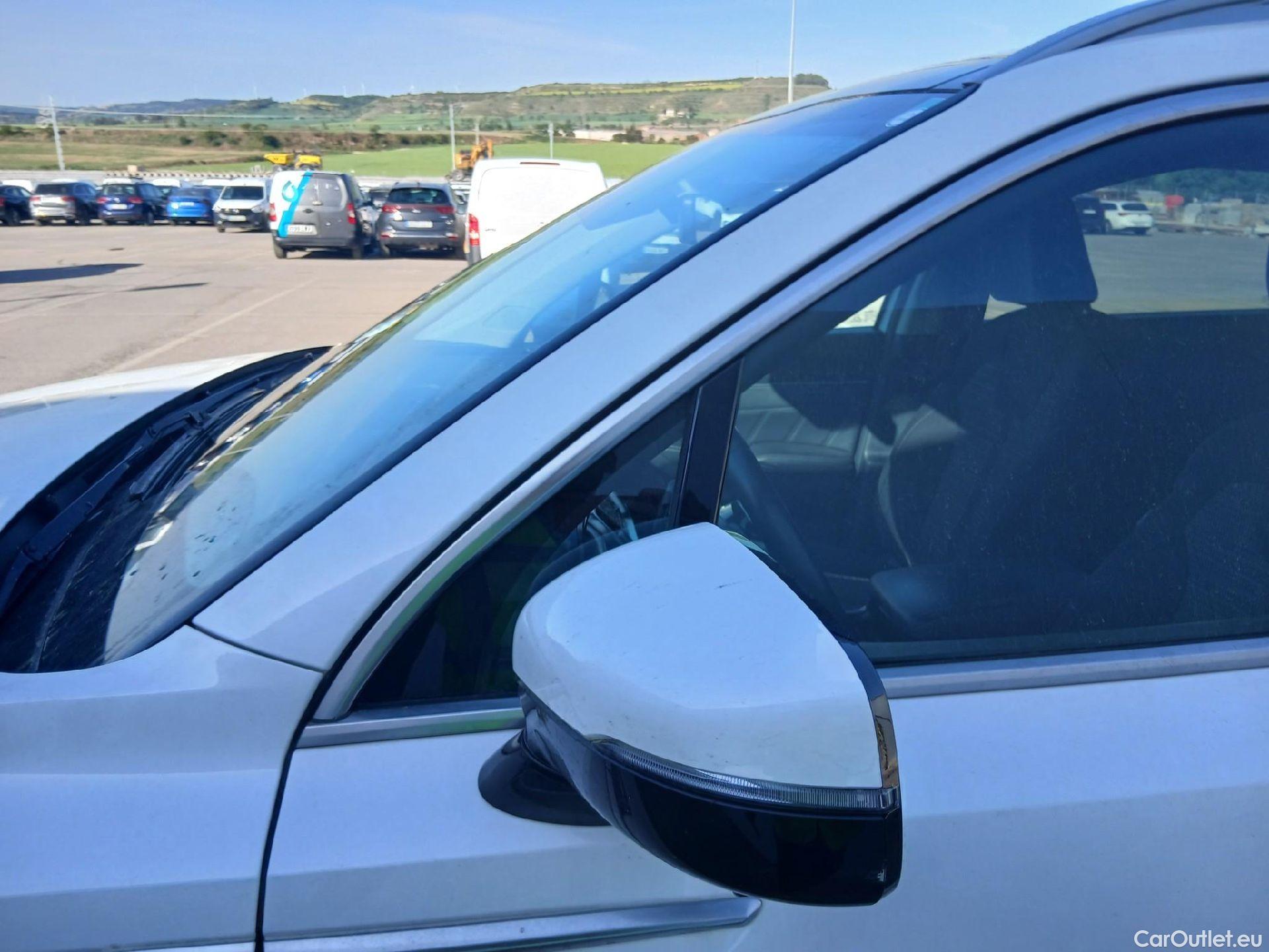  KIA  Sorento KIA  / 2020 / 5P / todoterreno 2.2 CRDi Emotion DCT 4x4 7pl #11