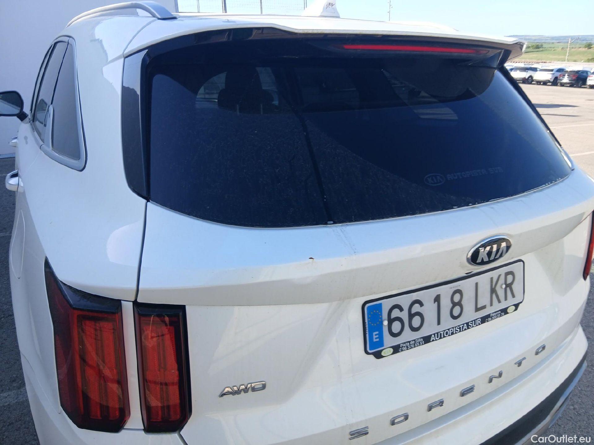  KIA  Sorento KIA  / 2020 / 5P / todoterreno 2.2 CRDi Emotion DCT 4x4 7pl #19