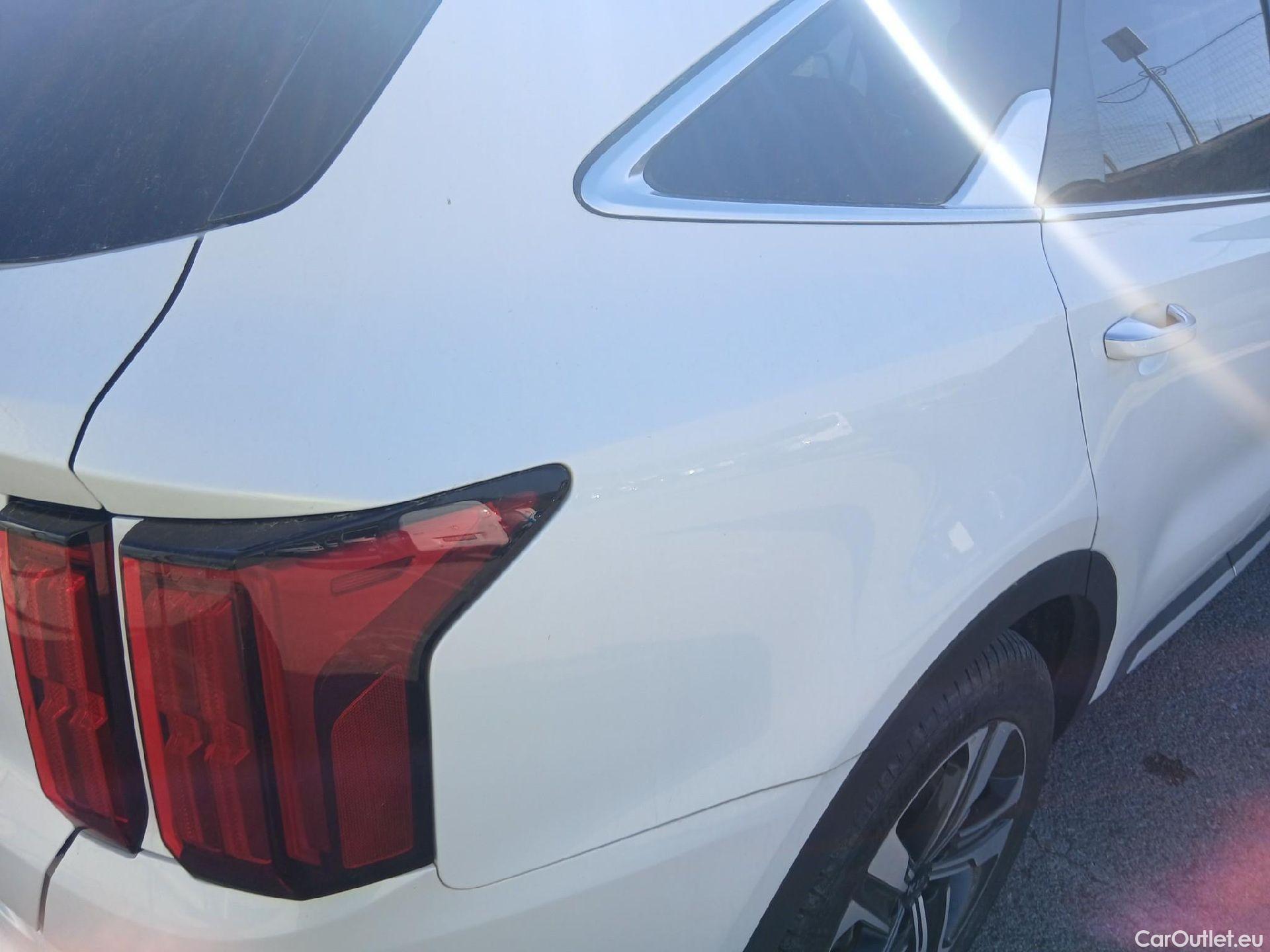  KIA  Sorento KIA  / 2020 / 5P / todoterreno 2.2 CRDi Emotion DCT 4x4 7pl #26