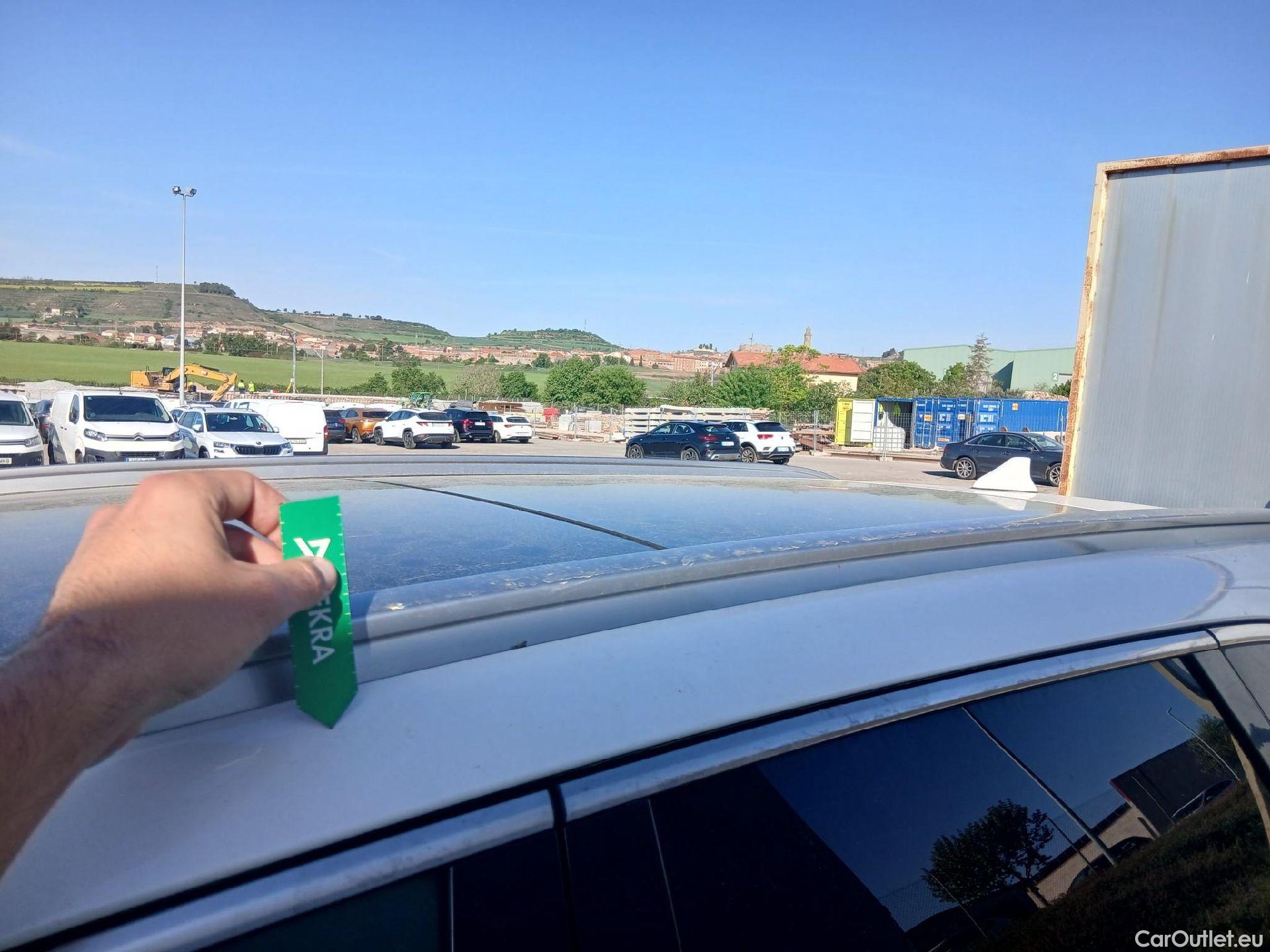  KIA  Sorento KIA  / 2020 / 5P / todoterreno 2.2 CRDi Emotion DCT 4x4 7pl #13