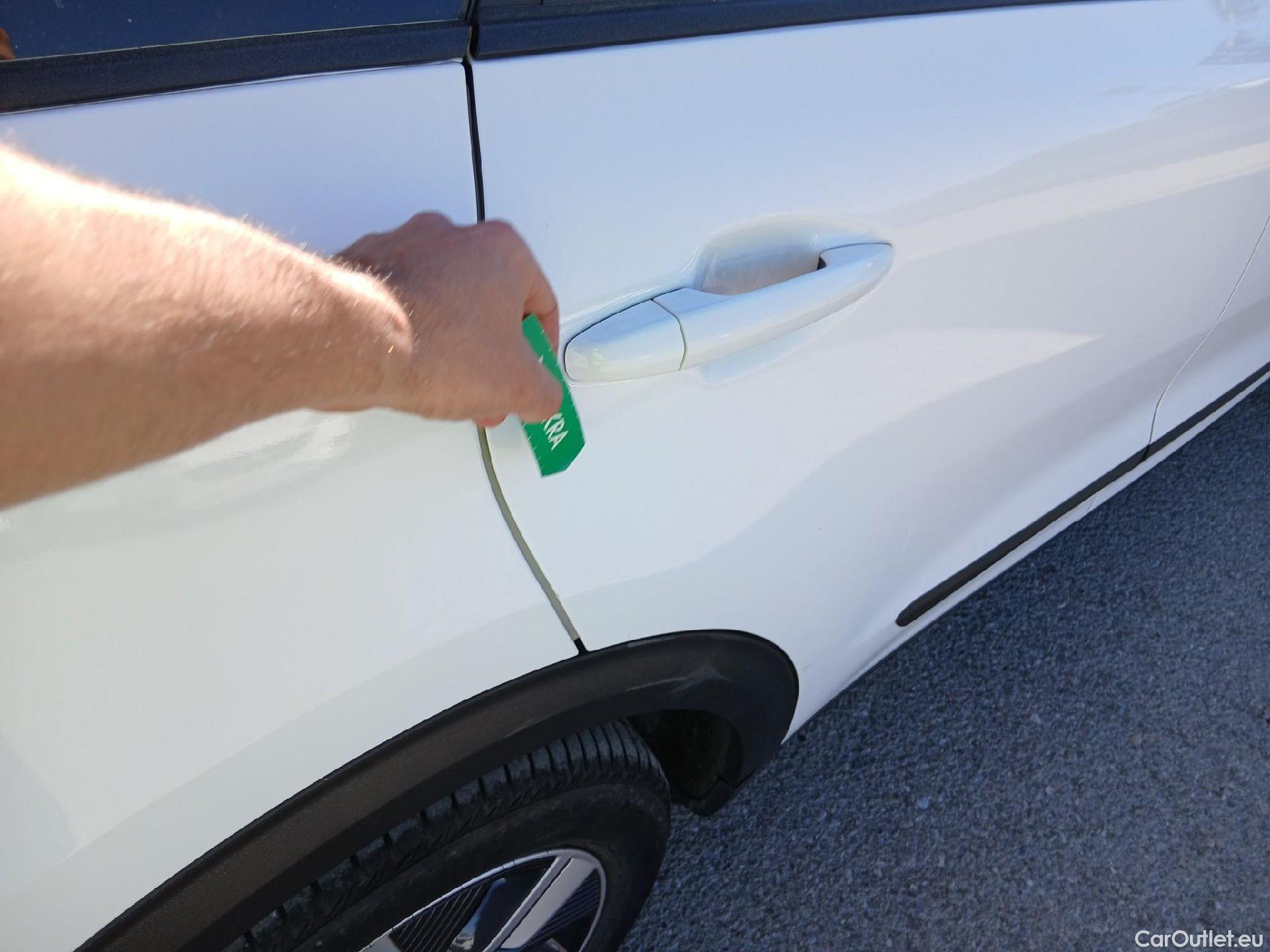  KIA  Niro KIA  / 2019 / 5P / crossover 1.6 GDi HEV 104kW (141CV) Concept #33