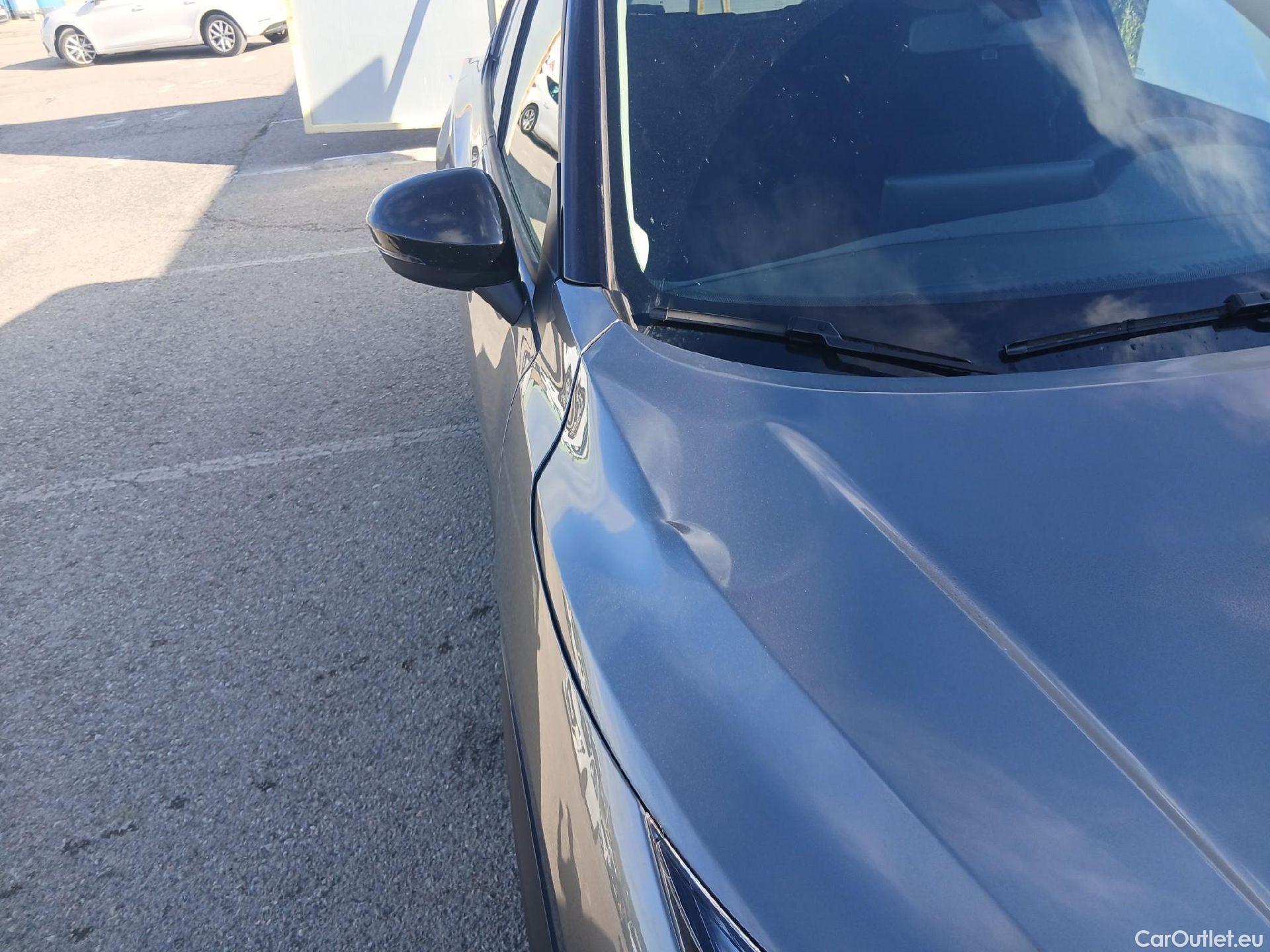  Nissan  Juke NISSAN  / 2019 / 5P / crossover DIG-T 84 kW (114 CV) 6M/T Acenta  #1