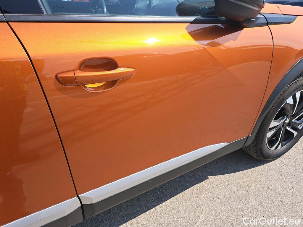  Peugeot  2008 PEUGEOT  / 2019 / 5P / todoterreno Allure BlueHDI 130 S&S EAT8 #24