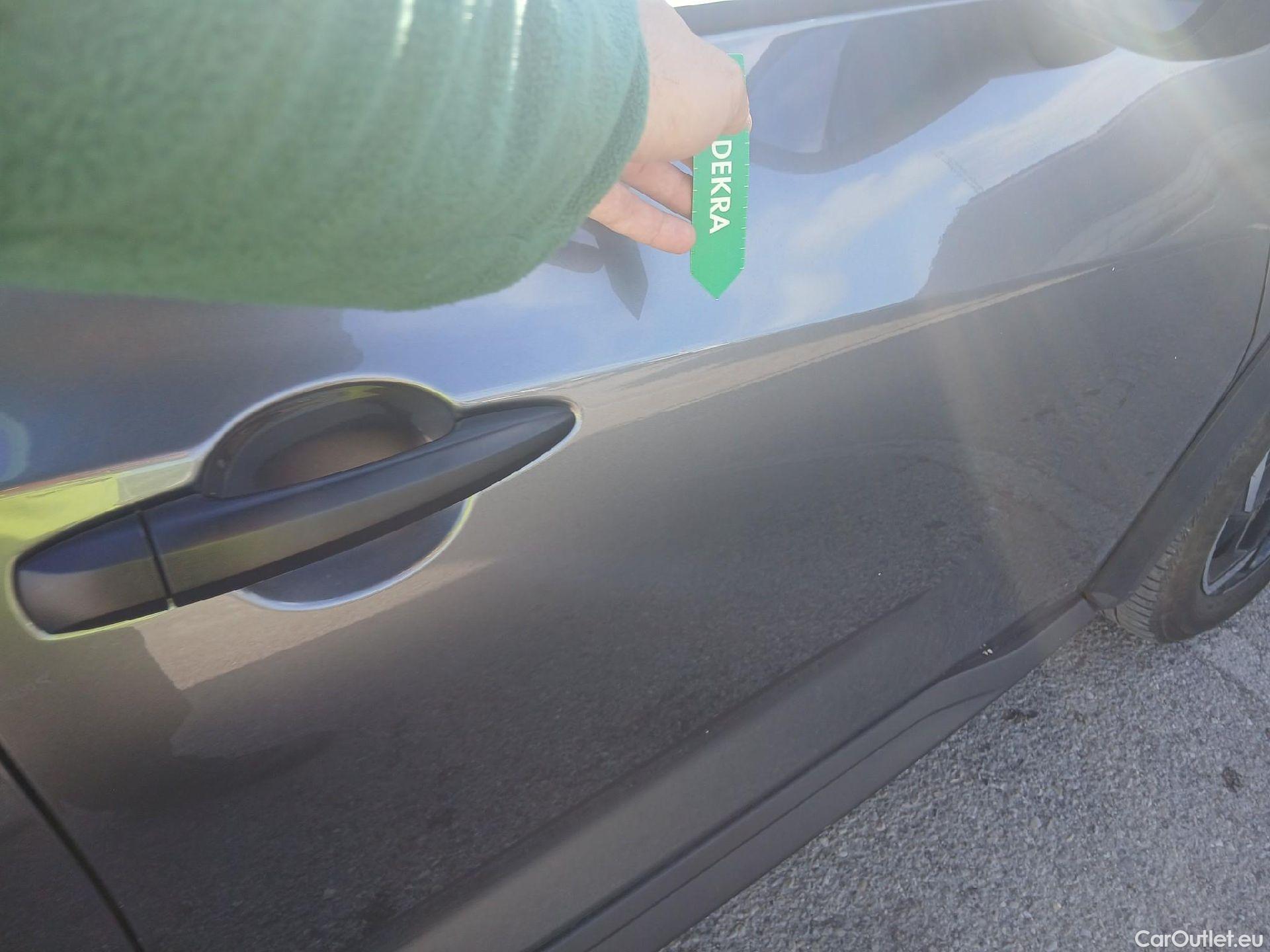  Nissan  Juke NISSAN  / 2019 / 5P / crossover DIG-T 84 kW (114 CV) 6M/T Acenta  #25