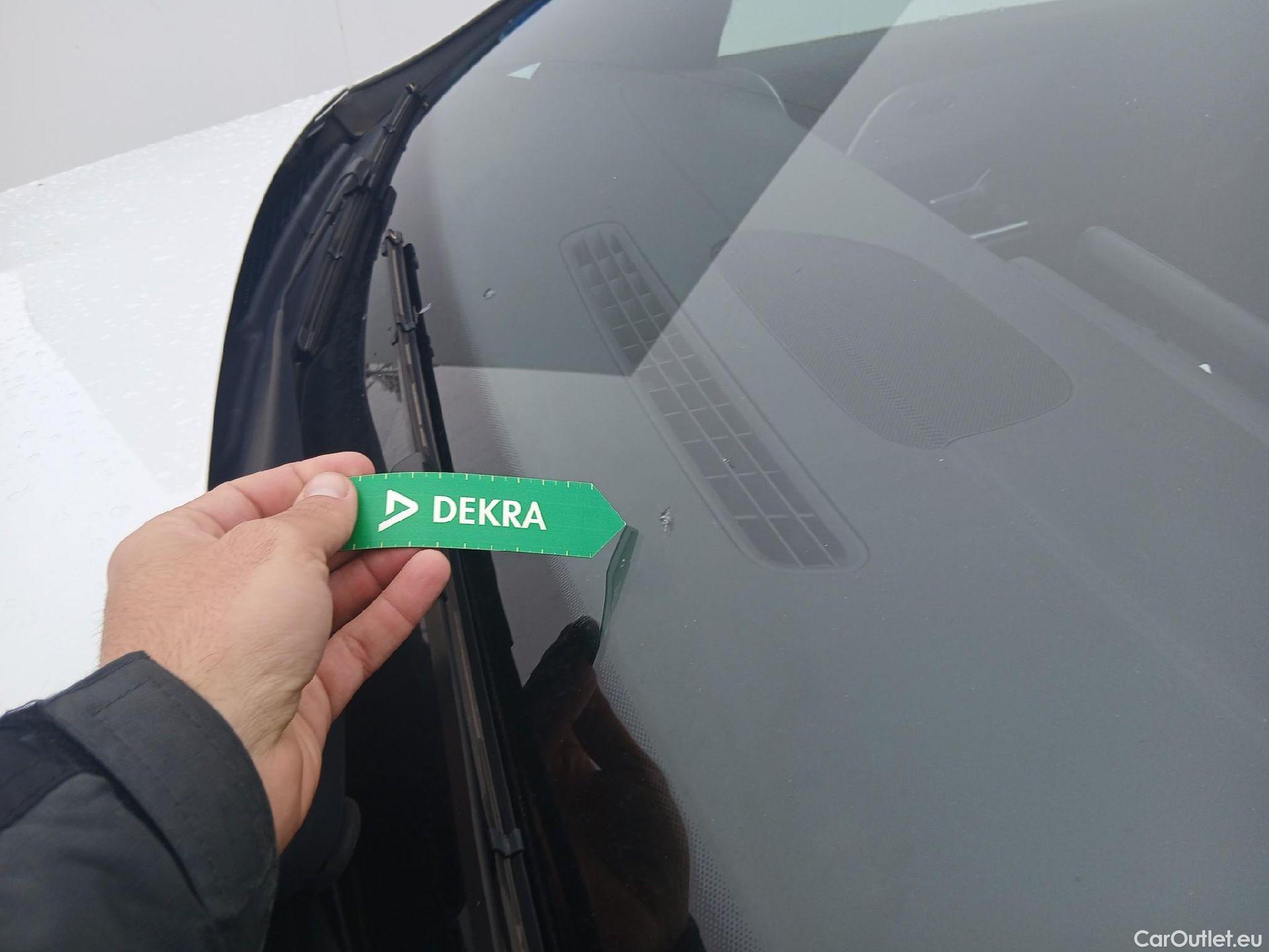  Mercedes  GLA MERCEDES-BENZ  250 e 160 CV #Opcionales 5950€# #7