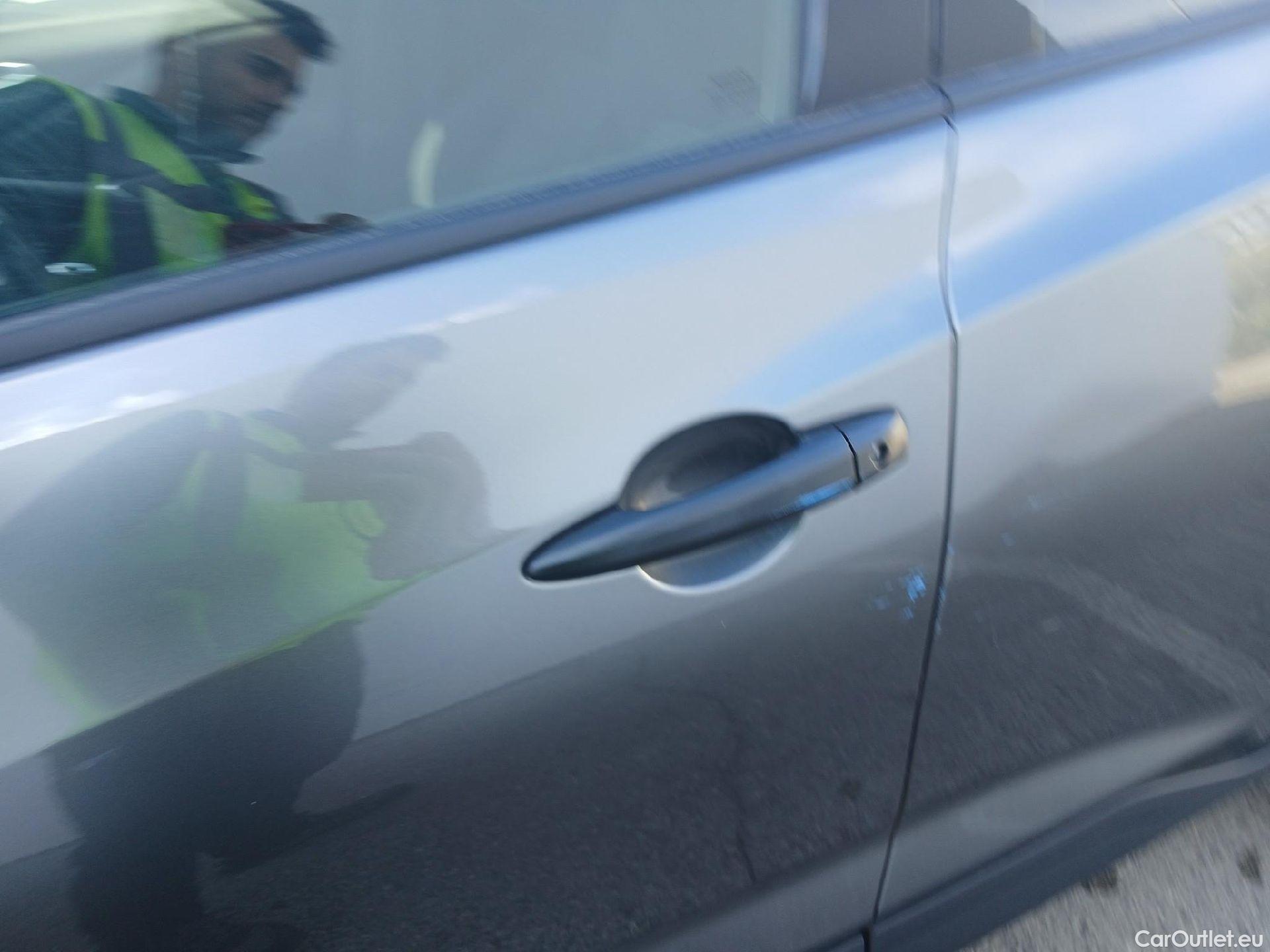  Nissan  Juke NISSAN  / 2019 / 5P / crossover DIG-T 84 kW (114 CV) 6M/T Acenta  #9