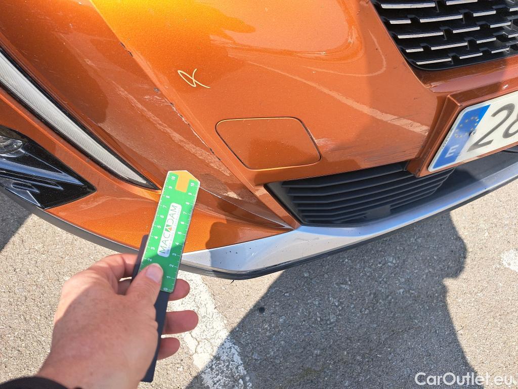  Peugeot  2008 PEUGEOT  / 2019 / 5P / todoterreno Allure BlueHDI 130 S&S EAT8 #19