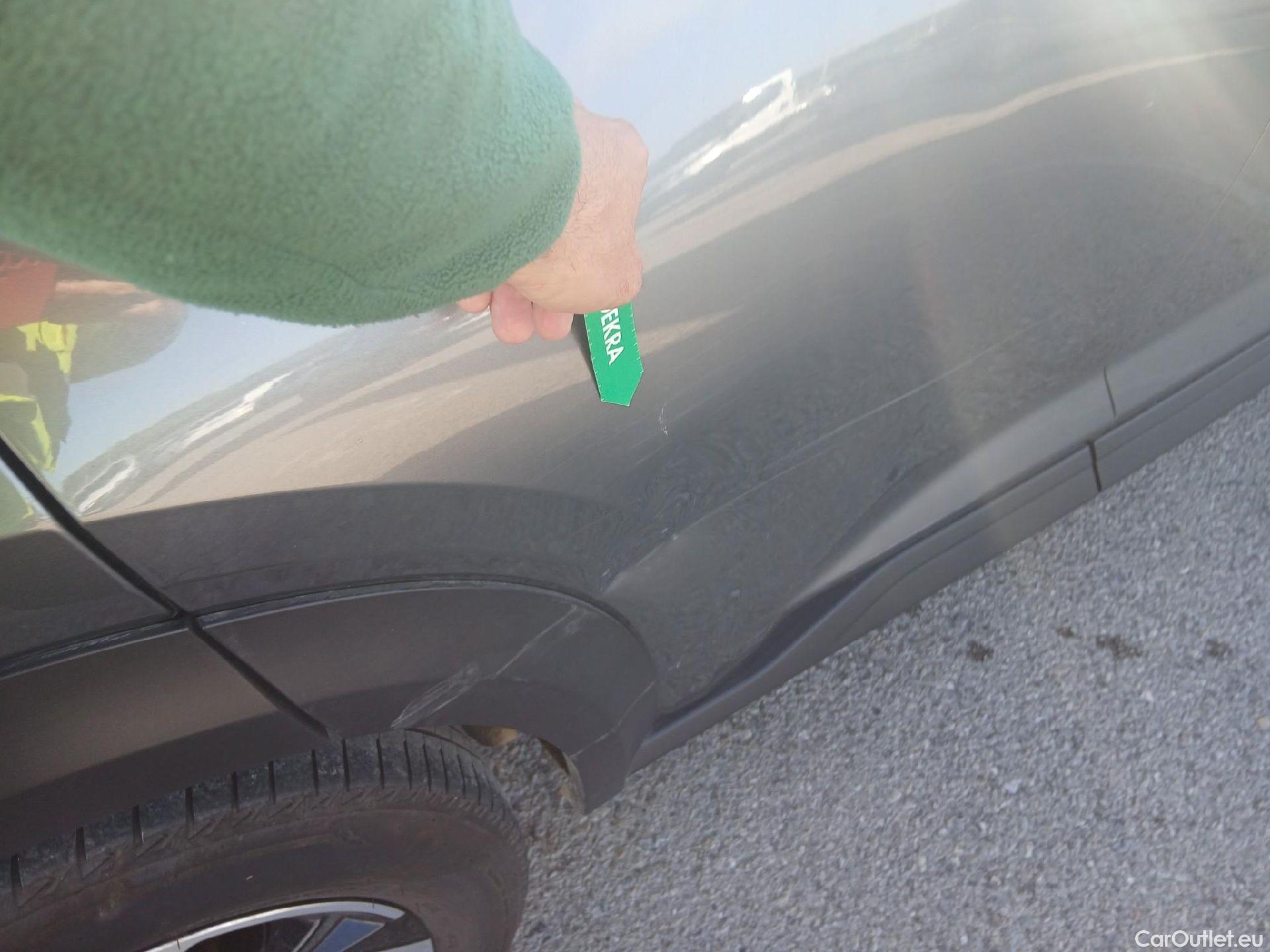  Nissan  Juke NISSAN  / 2019 / 5P / crossover DIG-T 84 kW (114 CV) 6M/T Acenta  #23