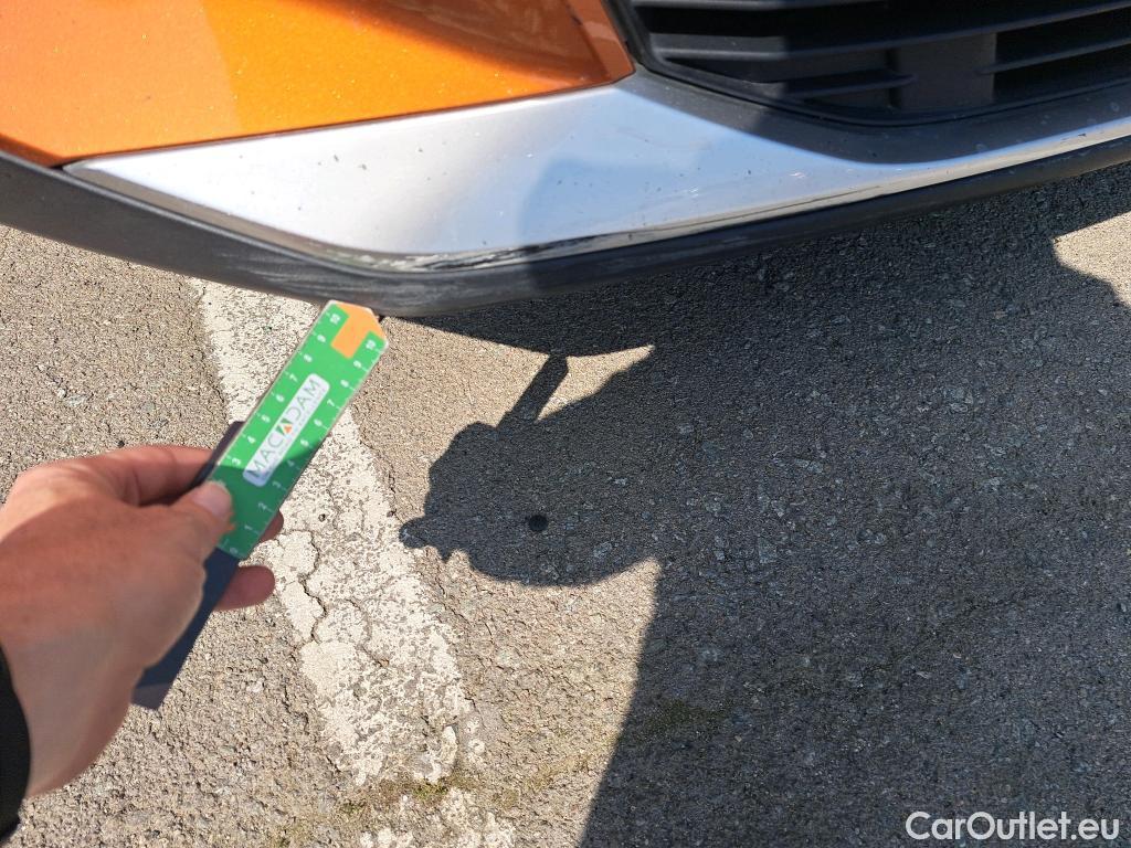  Peugeot  2008 PEUGEOT  / 2019 / 5P / todoterreno Allure BlueHDI 130 S&S EAT8 #17