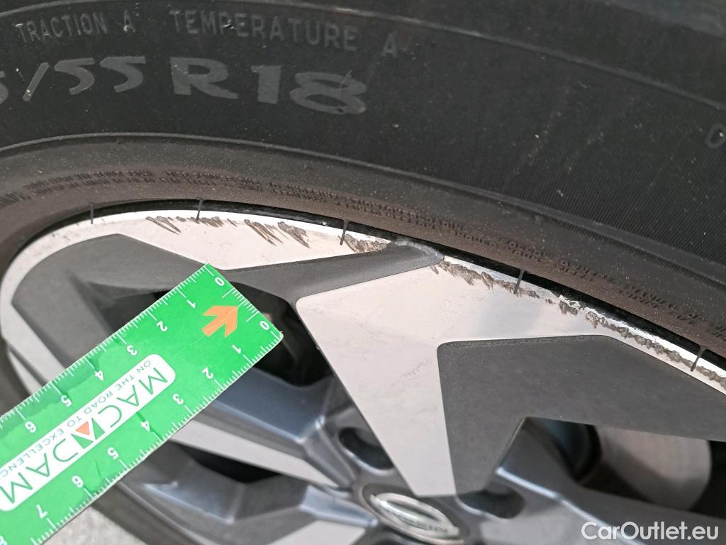  Nissan  Qashqai NISSAN  / 2021 / 5P / todoterreno DIG-T 116kW Xtronic N-Connecta #6