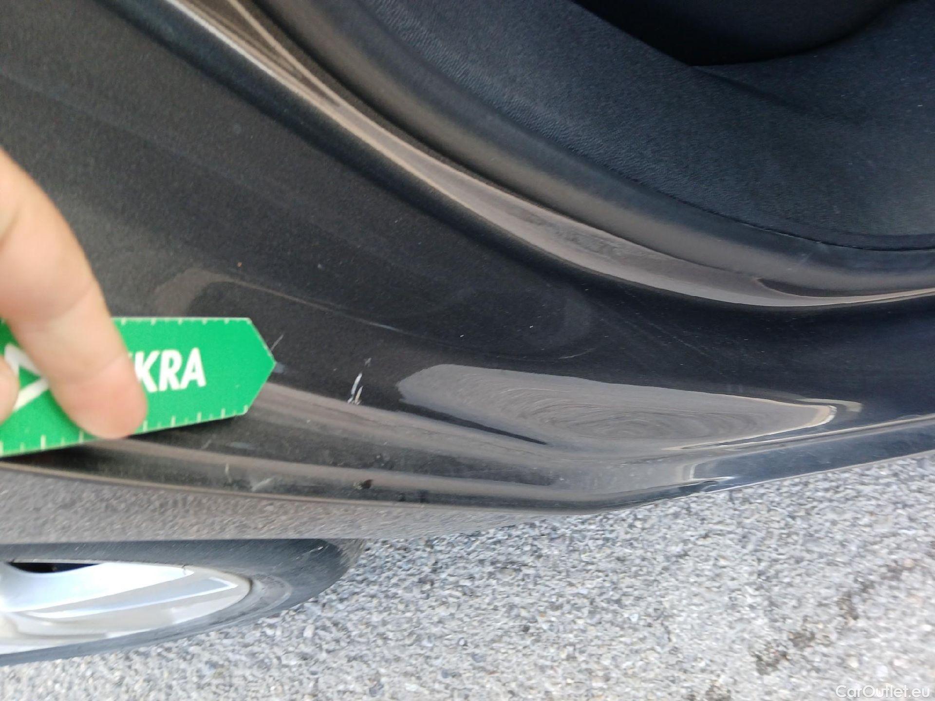  Peugeot  308 PEUGEOT  / 2017 / 5P / berlina con portón 5p Active Pack PureTech 110 S&S #8