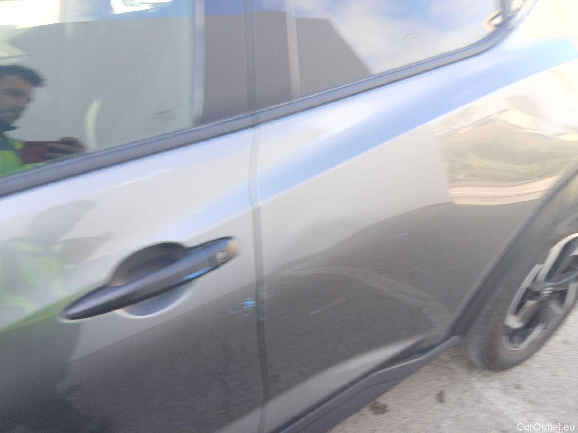  Nissan  Juke NISSAN  / 2019 / 5P / crossover DIG-T 84 kW (114 CV) 6M/T Acenta  #12