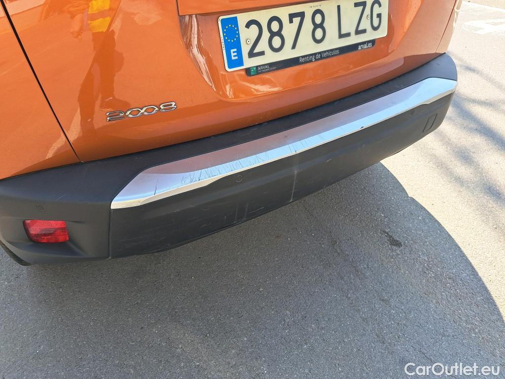  Peugeot  2008 PEUGEOT  / 2019 / 5P / todoterreno Allure BlueHDI 130 S&S EAT8 #20