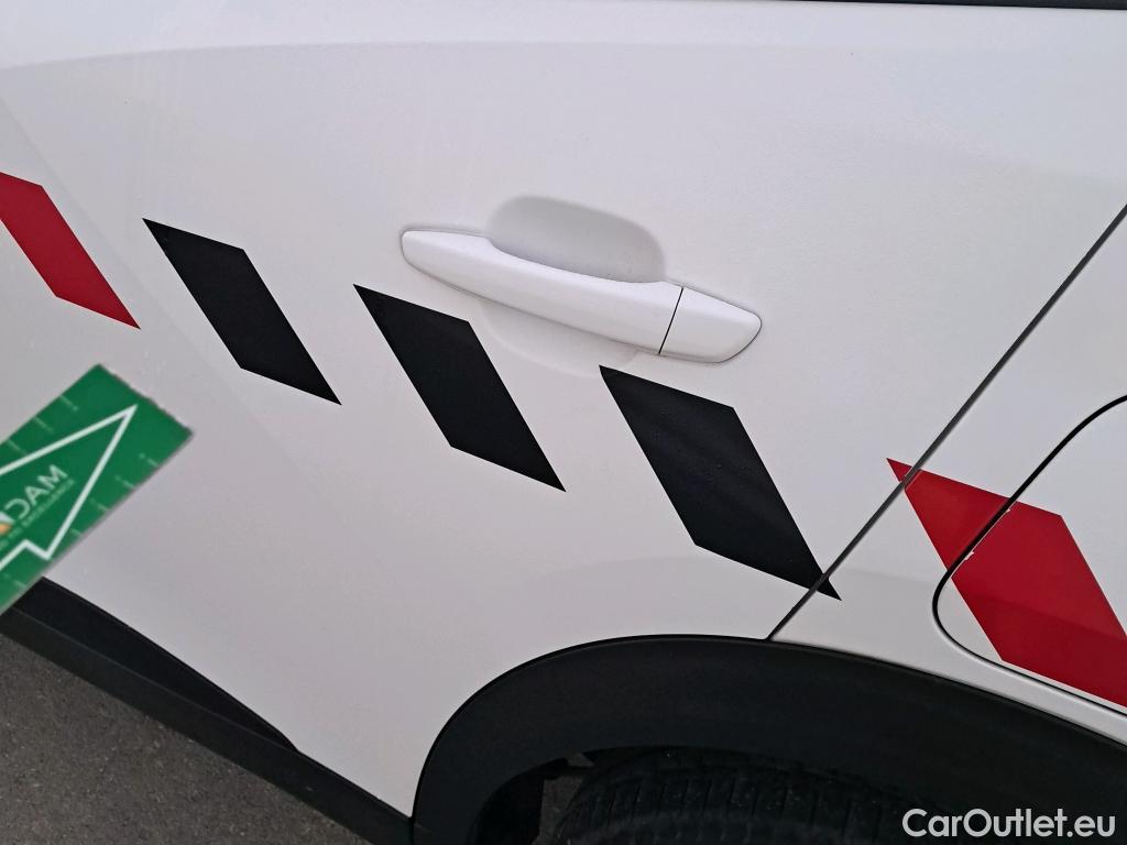  Peugeot  2008 PEUGEOT  / 2019 / 5P / todoterreno Active BlueHDI 81kW (110CV) #6