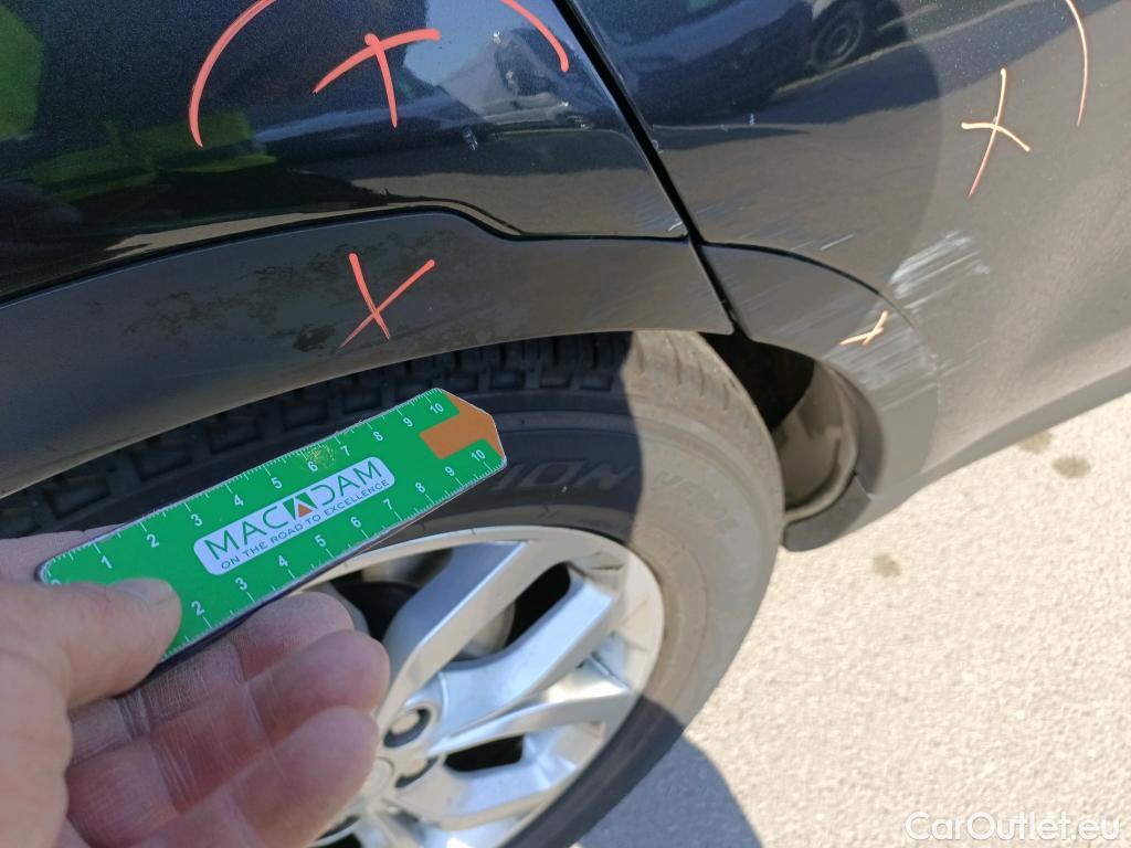  Land Rover  Discovery LAND ROVER  7 Plazas 2.0 I4 TD4 132kW (180CV) S Auto #44