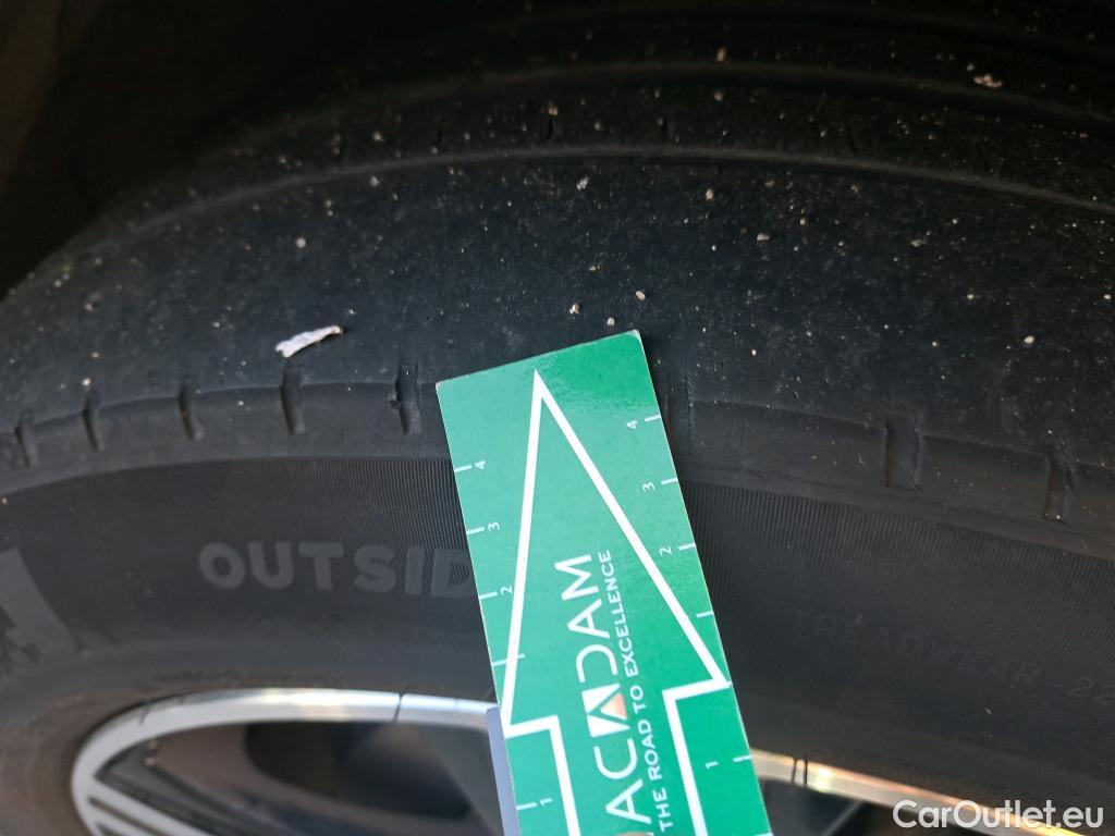  Mercedes  G-Klasee MERCEDES-BENZ Clase GLC / 2019 / 5P / todoterreno GLC 300 d 4MATIC #15