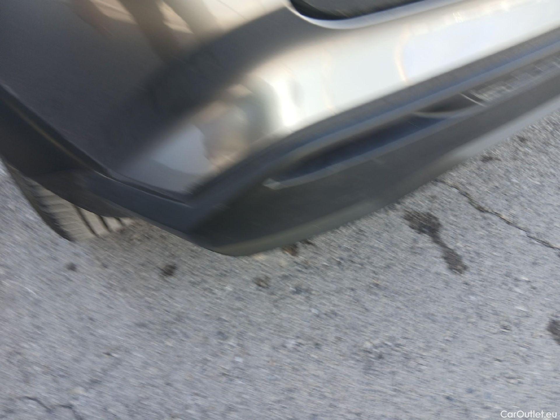  Nissan  Juke NISSAN  / 2019 / 5P / crossover DIG-T 84 kW (114 CV) 6M/T Acenta  #16