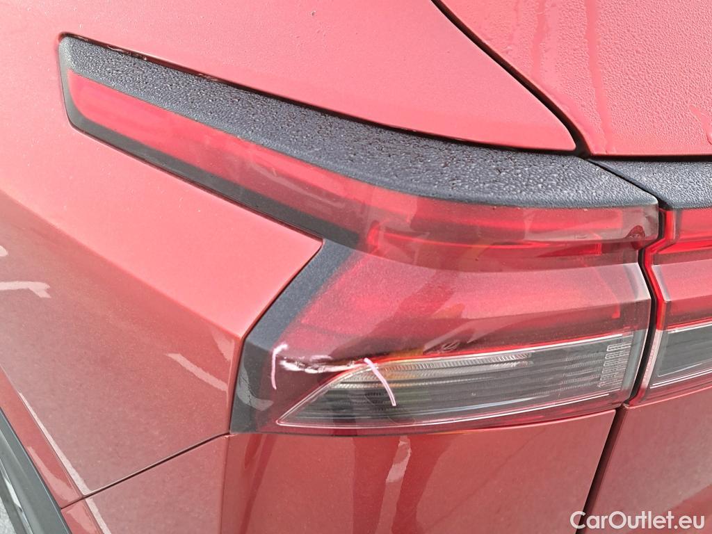  Nissan  Qashqai NISSAN  / 2021 / 5P / todoterreno DIG-T 116kW Xtronic N-Connecta #24