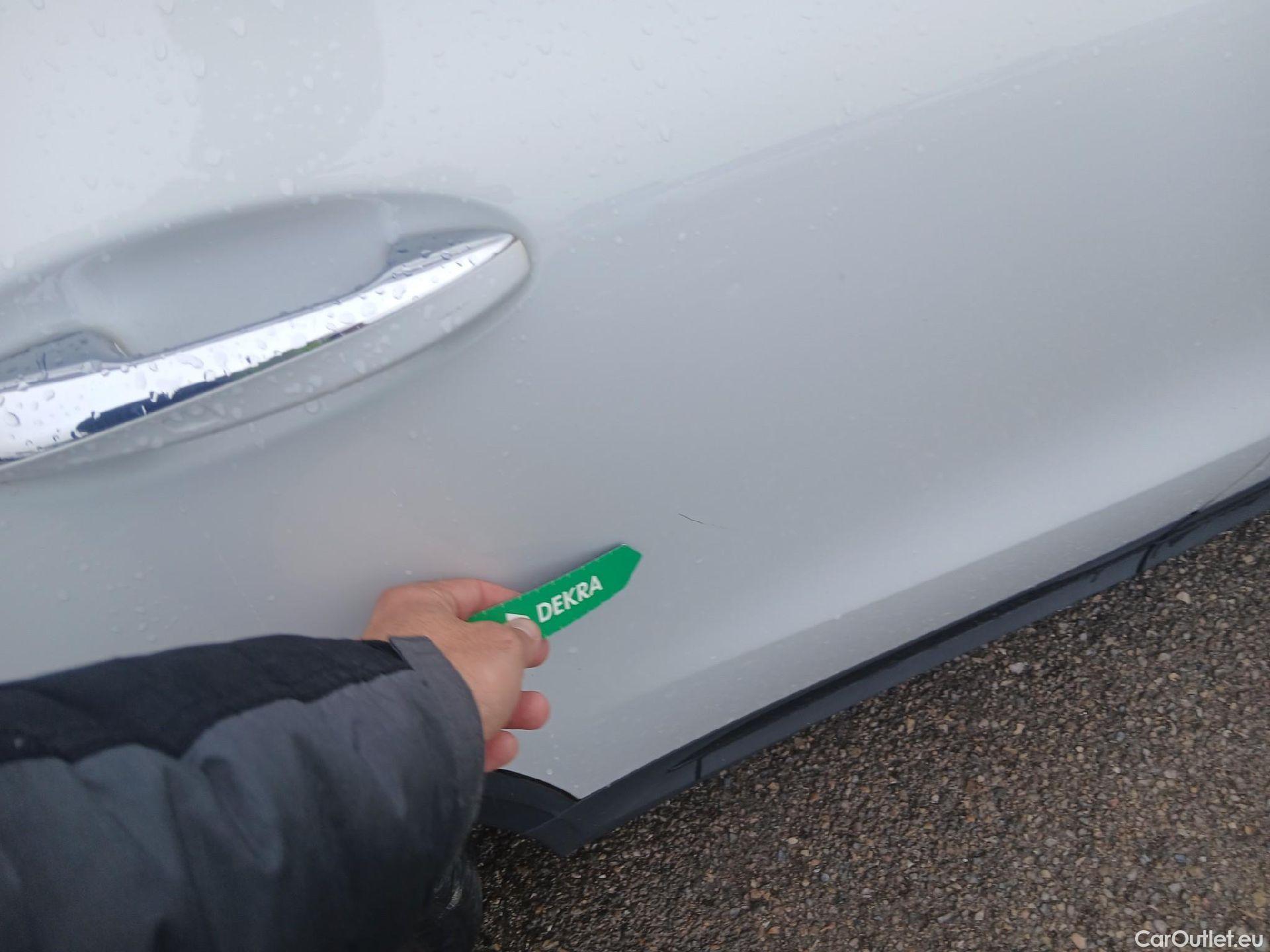  Mercedes  GLA MERCEDES-BENZ  250 e 160 CV #Opcionales 5950€# #3