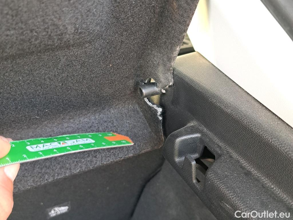  Opel  Corsa OPEL  / 2019 / 5P / berlina con portón 1.2 XEL 55kW (75CV) Edition #2