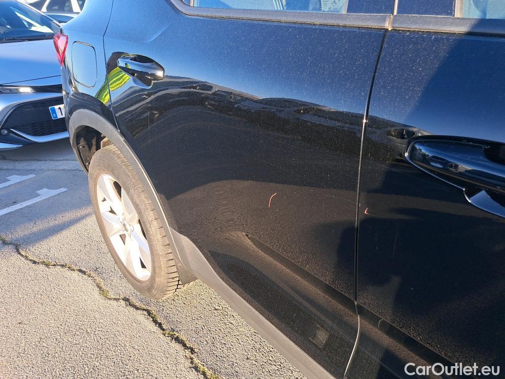  Volvo  XC 40 VOLVO XC40 / 2021 / 5P / todoterreno 2.0 B3 G Core Auto #14