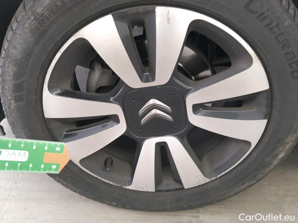  Citroen  C3 CITROEN  / 2020 / 5P / berlina con portón PureTech 81KW (110CV) S&S SHINE #4