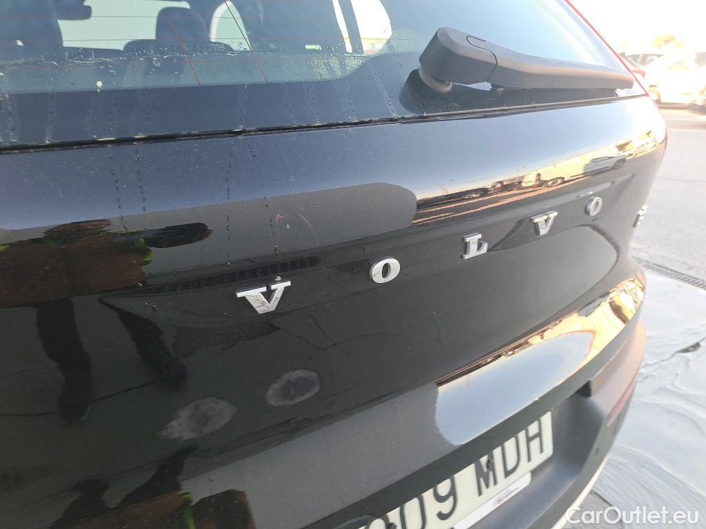  Volvo  XC 40 VOLVO XC40 / 2021 / 5P / todoterreno 2.0 B3 G Core Auto #3