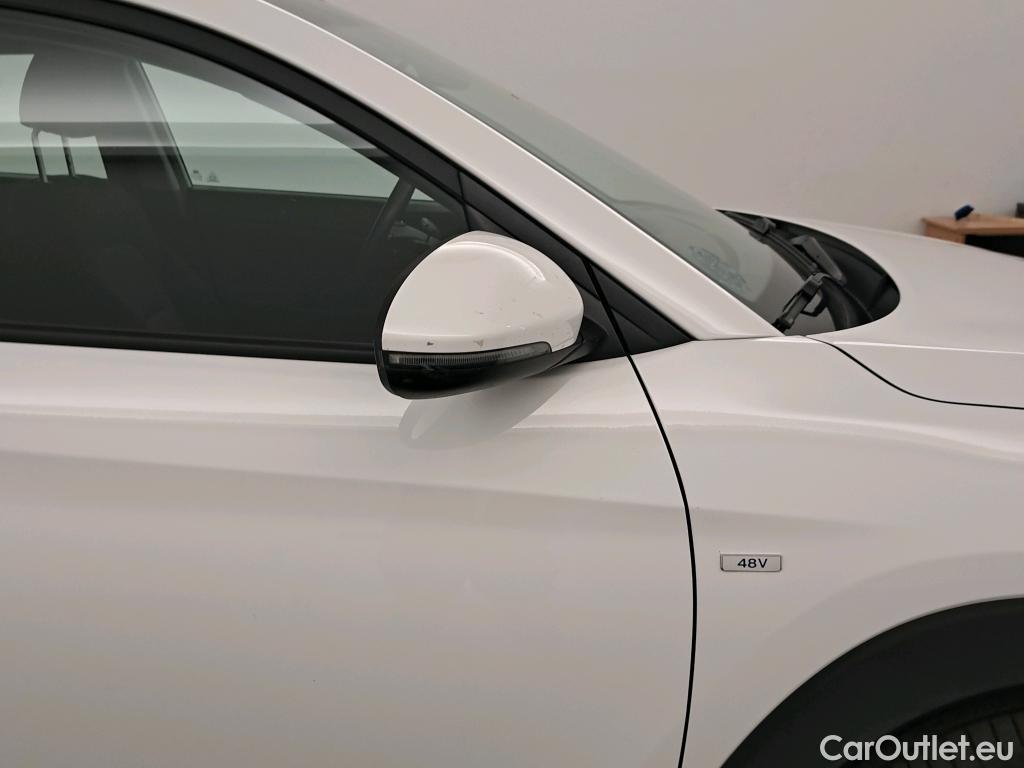  Hyundai  Tucson HYUNDAI  / 2018 / 5P / todoterreno 1.6 CRDI 85kW (116CV) 48V SLE 4X2(SP)(SL) #19