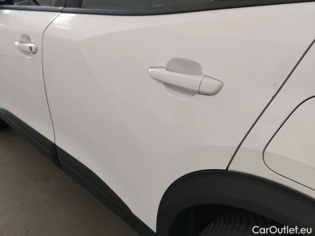  Peugeot  2008 PEUGEOT  / 2019 / 5P / todoterreno Active BlueHDI 81kW (110CV) #16