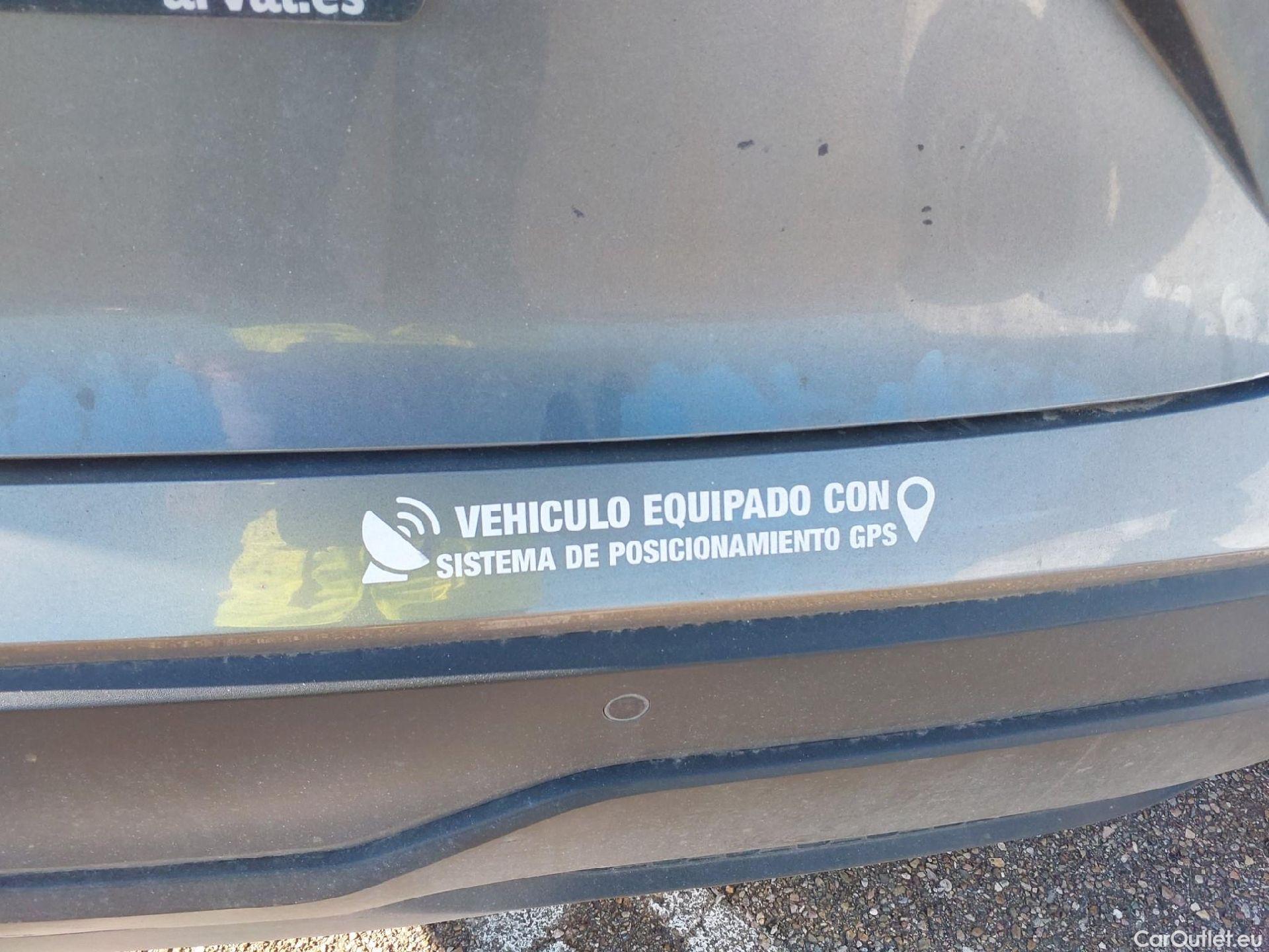  Nissan  Qashqai NISSAN  / 2021 / 5P / todoterreno DIG-T 116kW (158CV) mHEV Xtronic Acenta (AC) #12