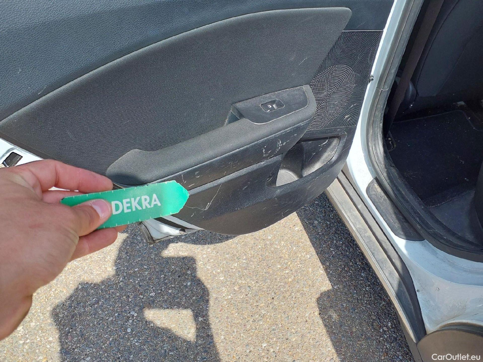  KIA  XCeed KIA  / 2019 / 5P / todoterreno 1.0 T-GDi Drive 88kW (120CV) #9