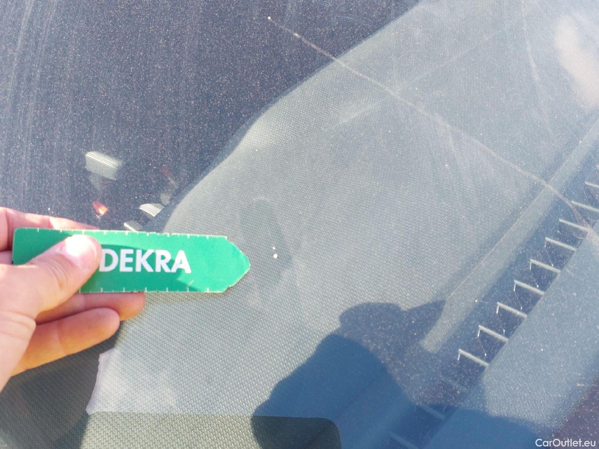  Opel  Corsa OPEL  1.2T XHL 74kW (100CV) Elegance #17