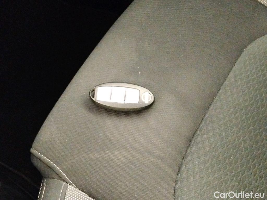  Nissan  Qashqai NISSAN  / 2017 / 5P / todoterreno dCi 85 kW (115 CV) E6D DCT N-CONNECTA #1