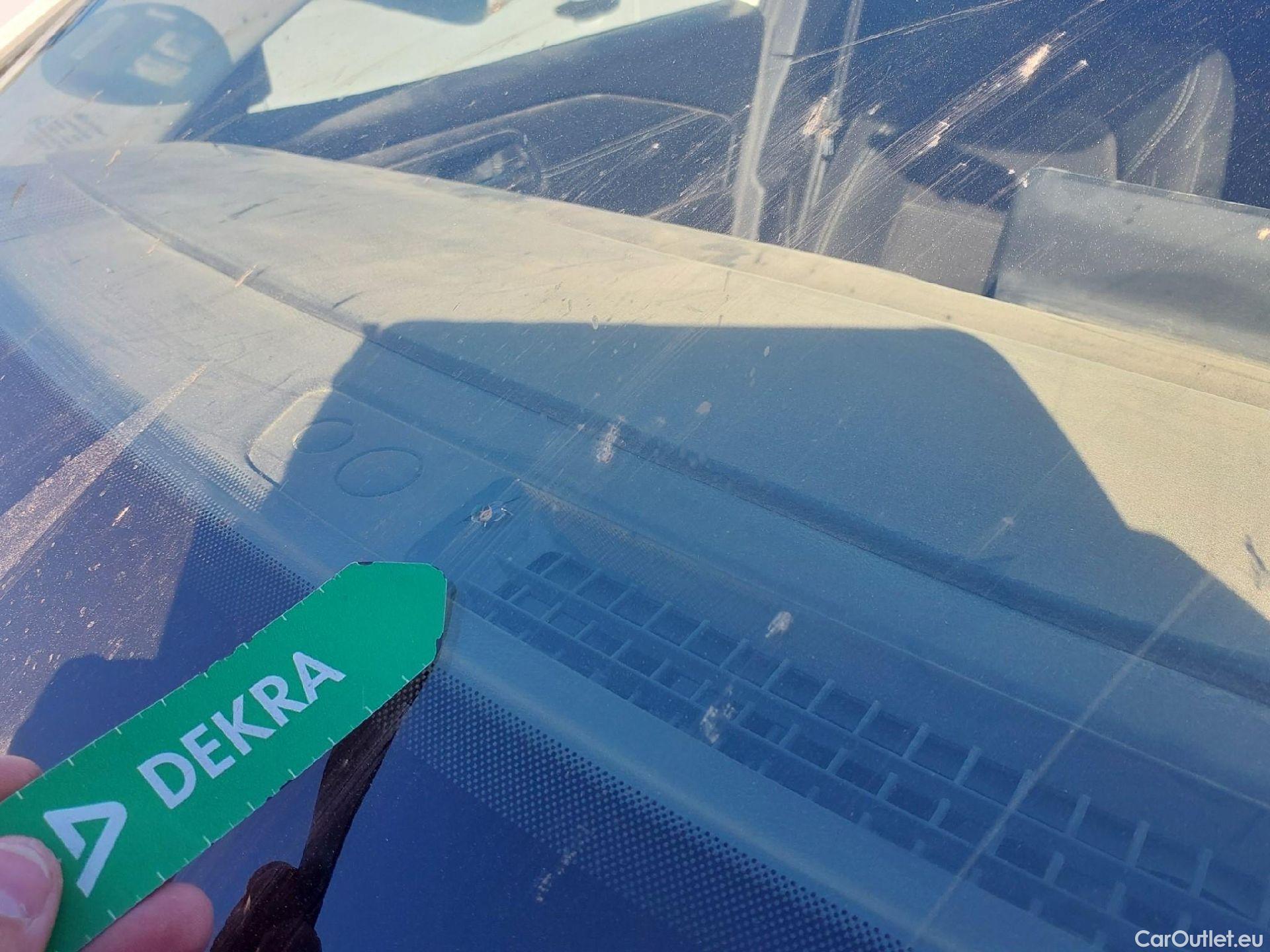  Nissan  Qashqai NISSAN  / 2021 / 5P / todoterreno DIG-T 103kW (140CV) mHEV 4x2 Acenta #1