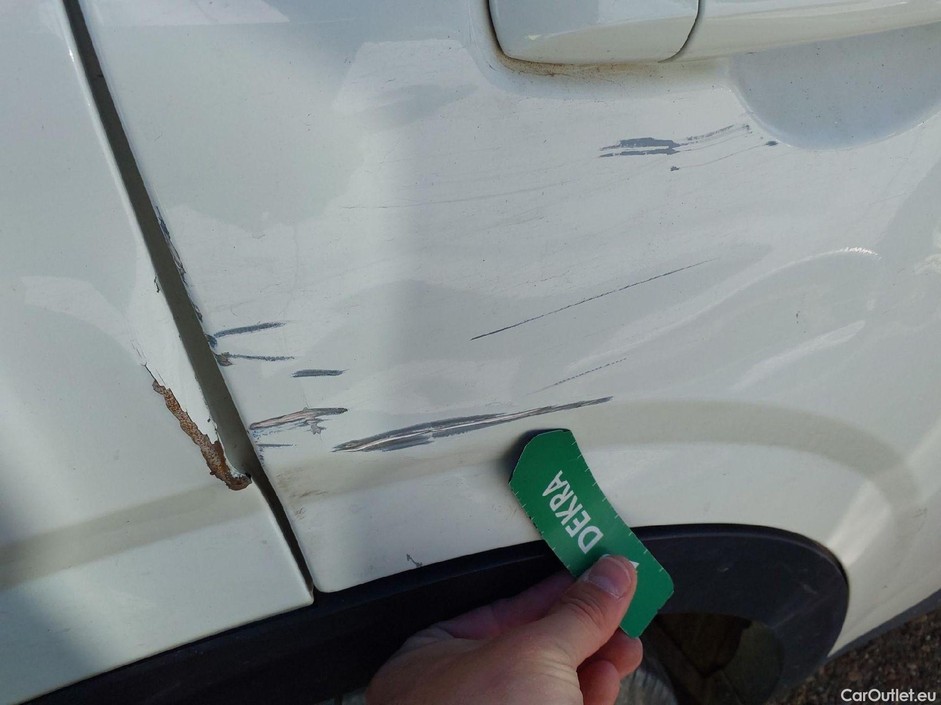  Nissan  Qashqai NISSAN  / 2021 / 5P / todoterreno DIG-T 103kW (140CV) mHEV 4x2 Acenta #37